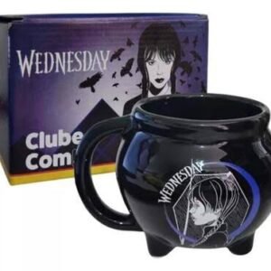 Caneca Caldeirão Wandinha - Clube Comix